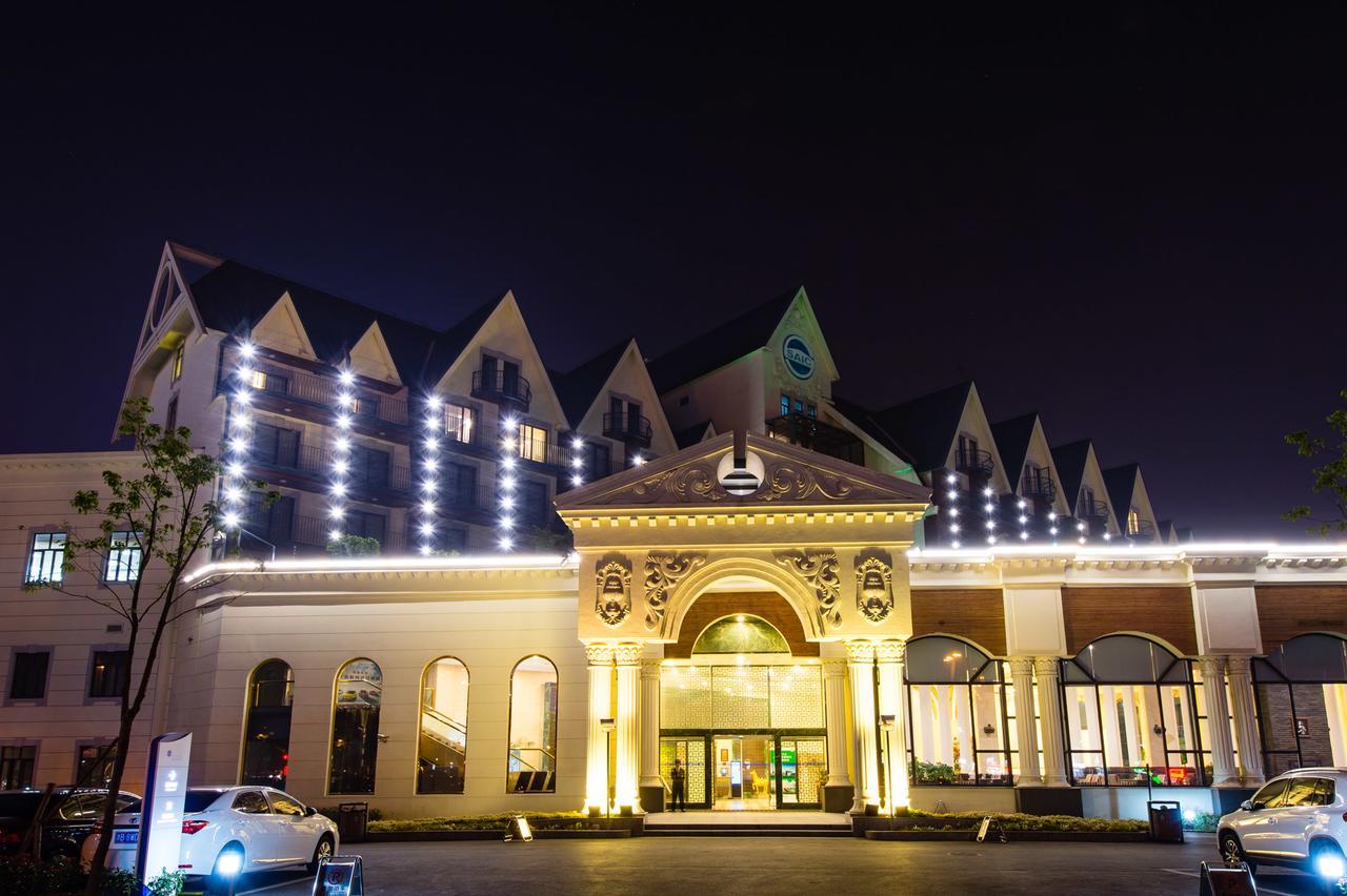 Blue Palace Hotel Jiading Exterior photo